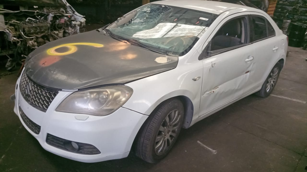  Suzuki KIZASHI 2011    EN DESARME